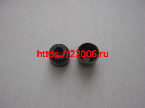 Колпачок маслосъёмный выпускной Emgrand (1136000059) Колпачок маслосъёмный выпускной Emgrand (1136000059)